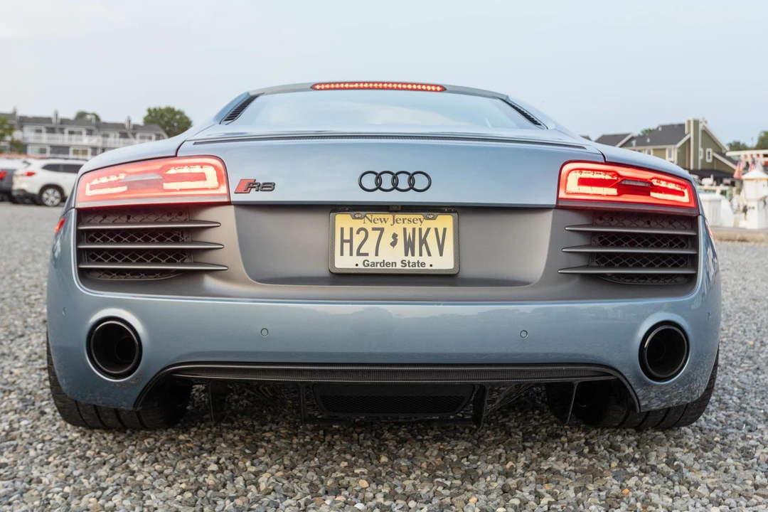 2014 Audi 42 R8 - Image 5 of 31