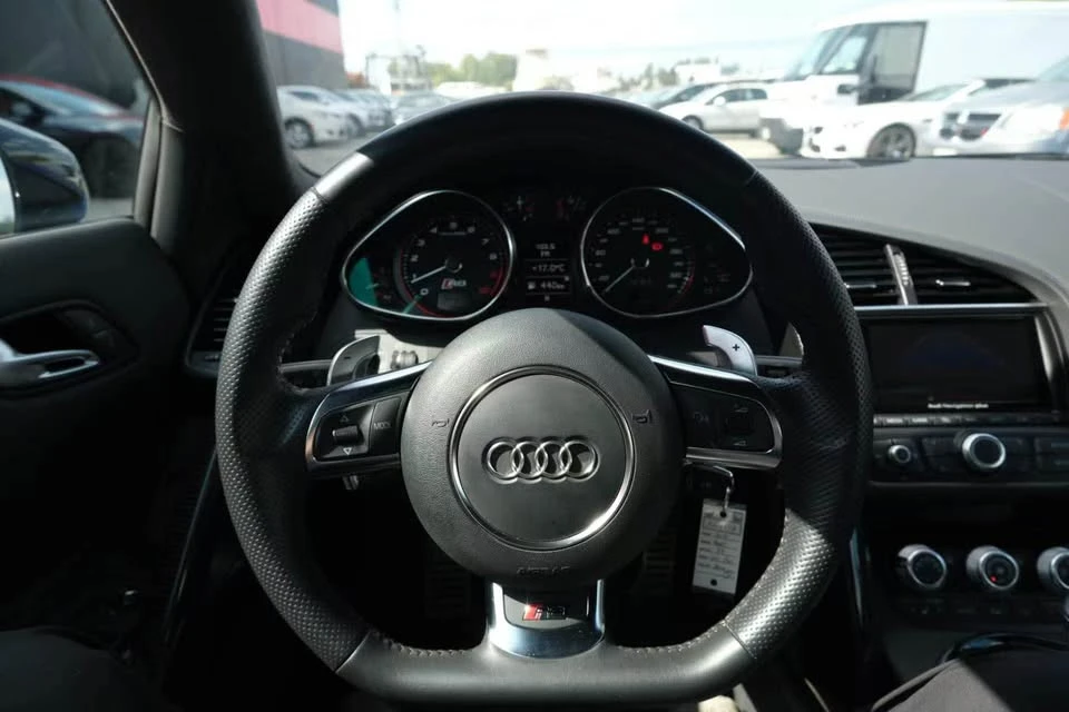 2014 Audi 42 R8 - Image 9 of 15