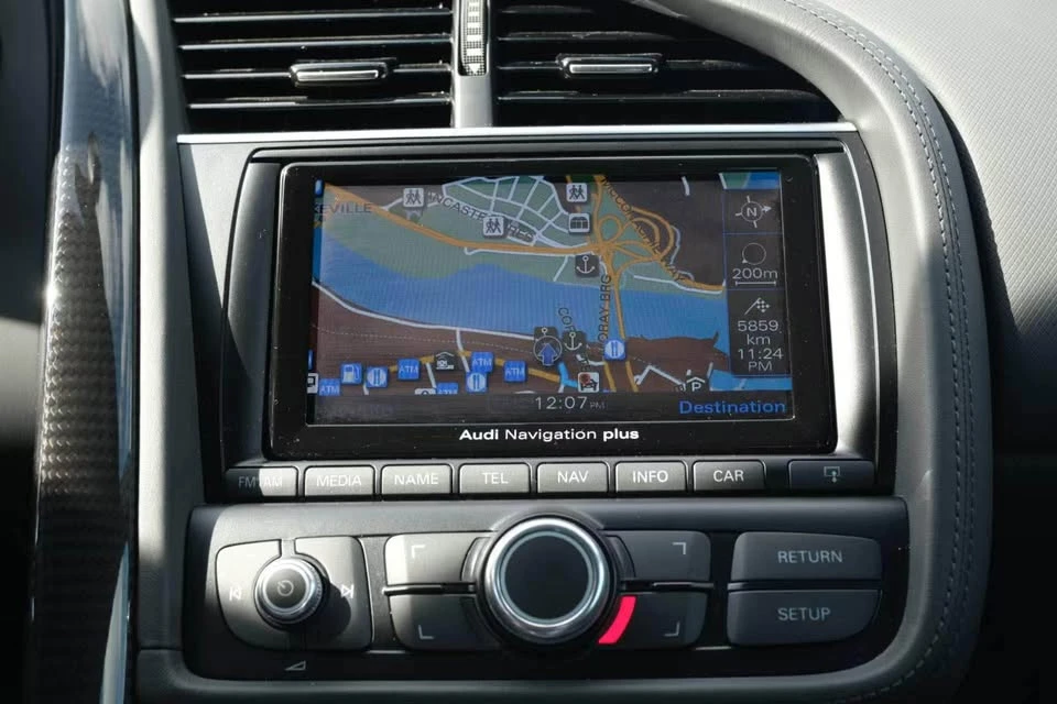 2014 Audi 42 R8 - Image 12 of 15