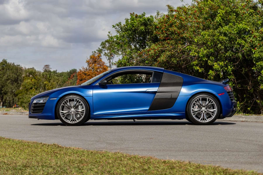 2014 Audi 42 R8 - Image 22 of 31