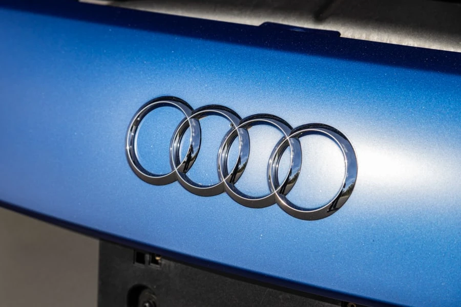 2014 Audi 42 R8 - Image 20 of 31