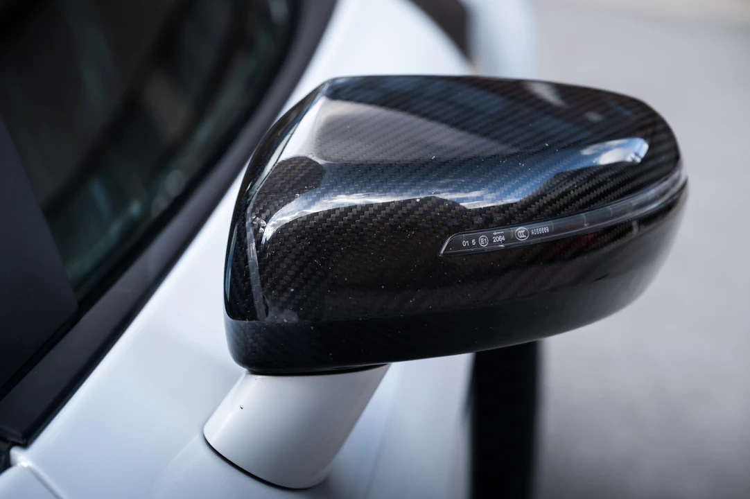 2014 Audi 42 R8 - Image 16 of 31