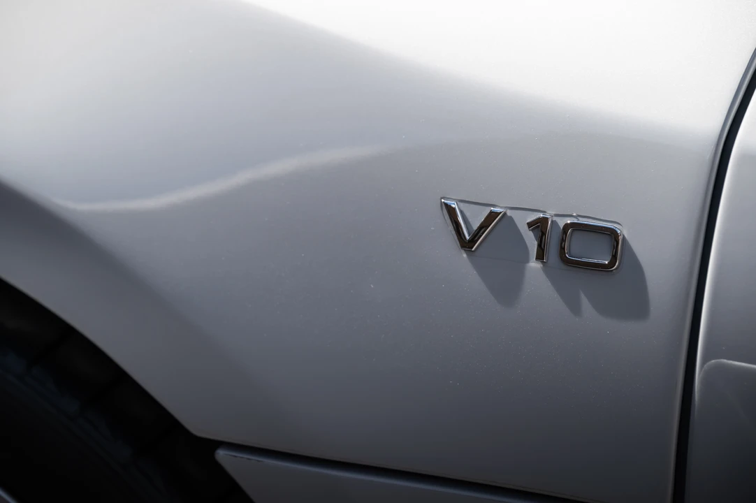 2014 Audi 42 R8 - Image 17 of 31
