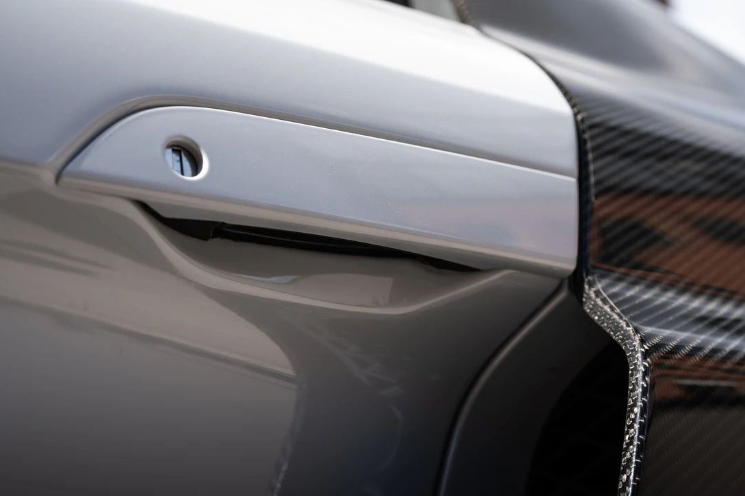 2014 Audi 42 R8 - Image 19 of 31