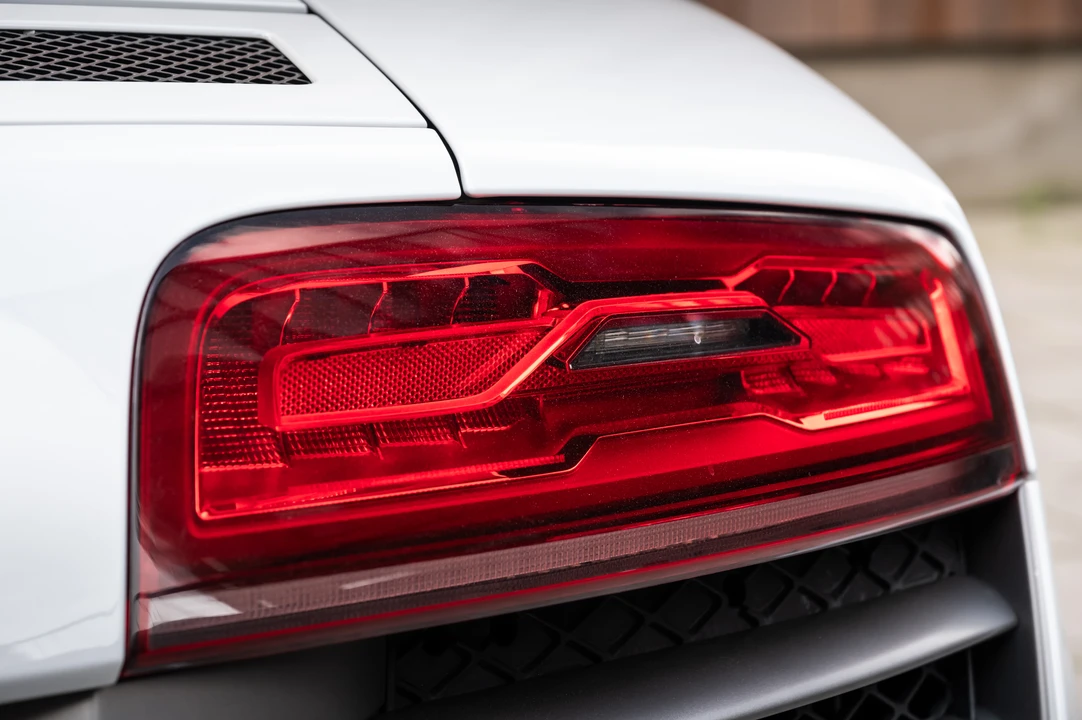 2014 Audi 42 R8 - Image 30 of 31