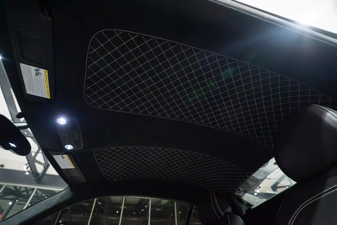 2014 Audi 42 R8 - Image 23 of 31