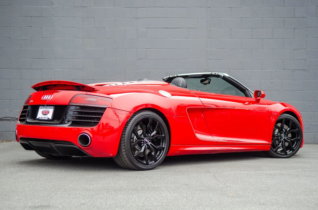 2014 Audi 42 R8 - Image 25 of 31