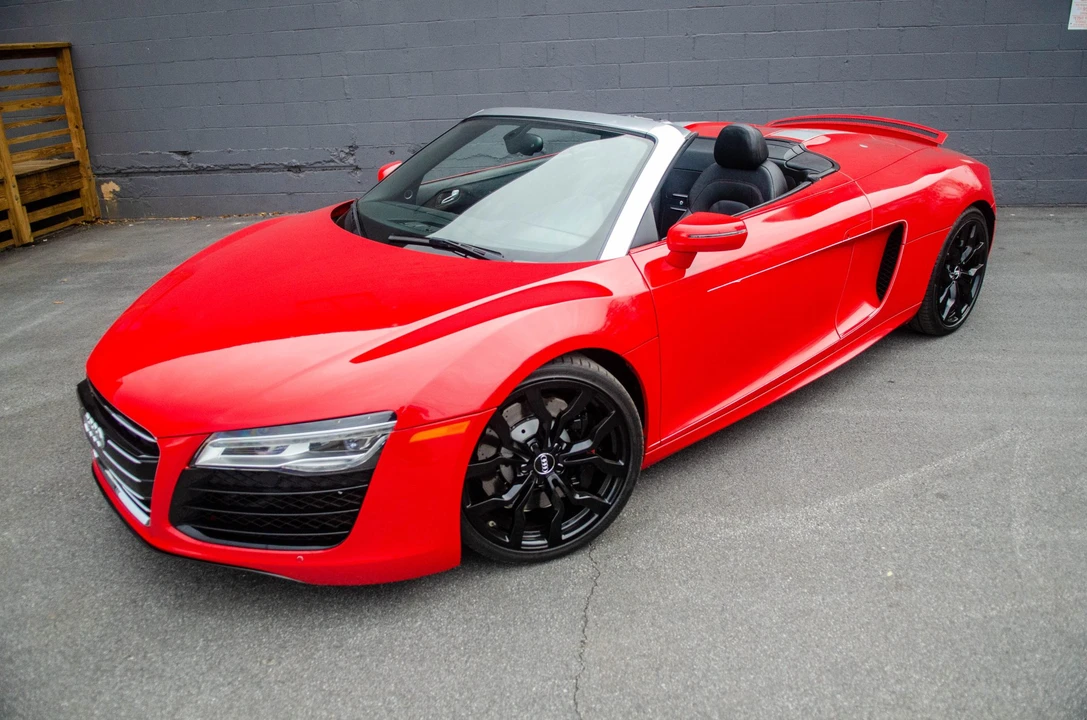 2014 Audi 42 R8 - Image 7 of 31