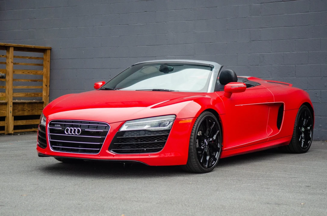 2014 Audi 42 R8 - Image 9 of 31