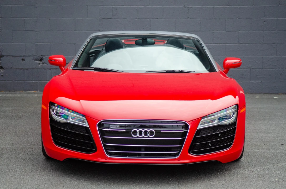 2014 Audi 42 R8 - Image 10 of 31