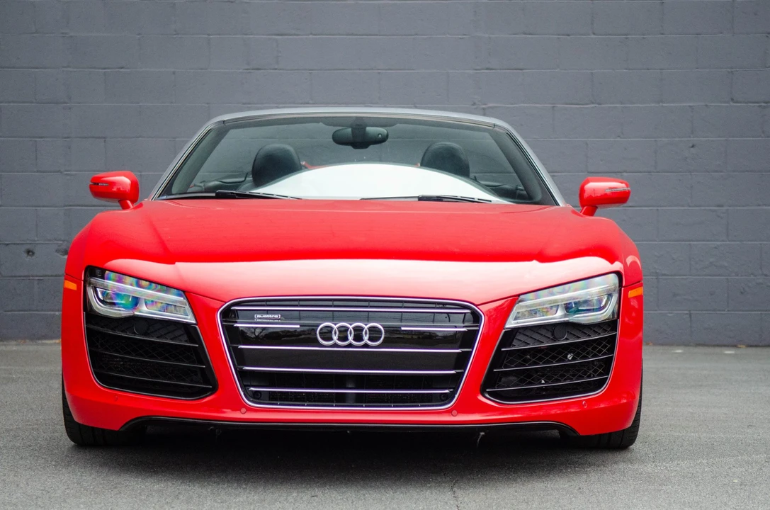 2014 Audi 42 R8 - Image 11 of 31