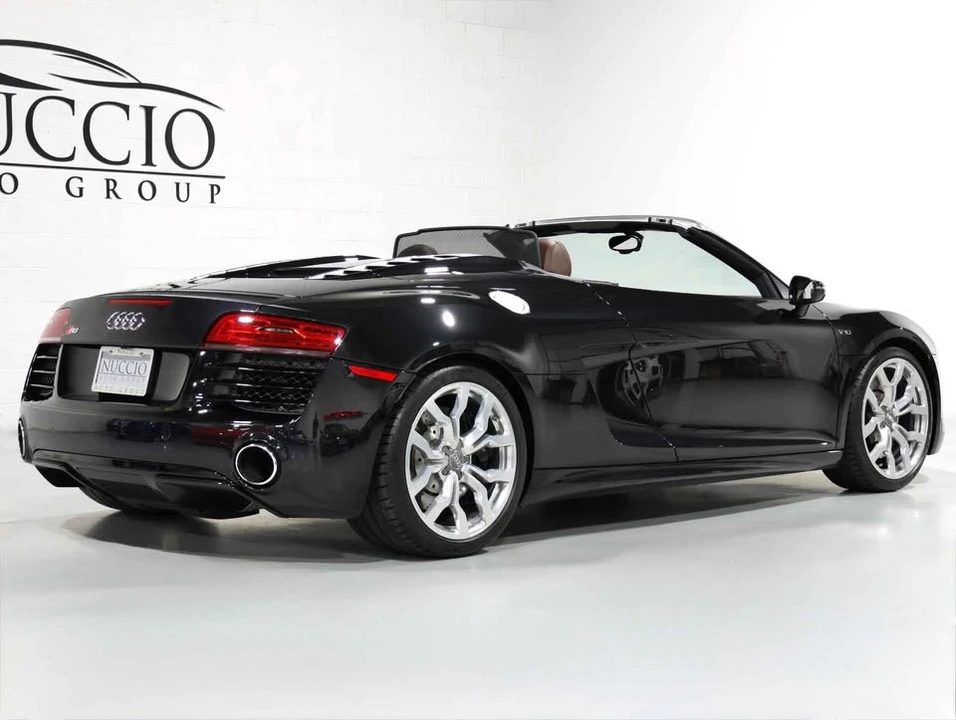 2014 Audi 42 R8 - Image 8 of 9