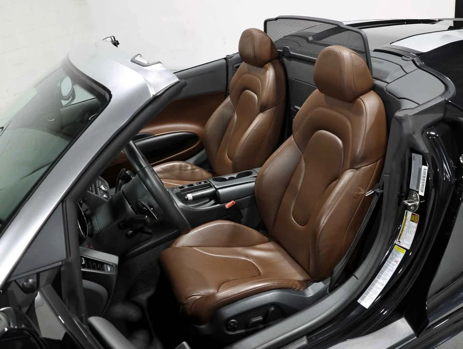 2014 Audi 42 R8 - Image 9 of 9