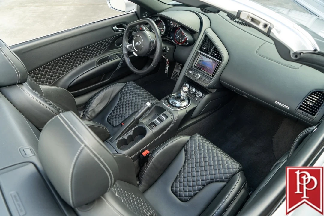 2014 Audi 42 R8 - Image 13 of 21