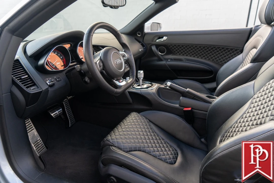 2014 Audi 42 R8 - Image 17 of 21