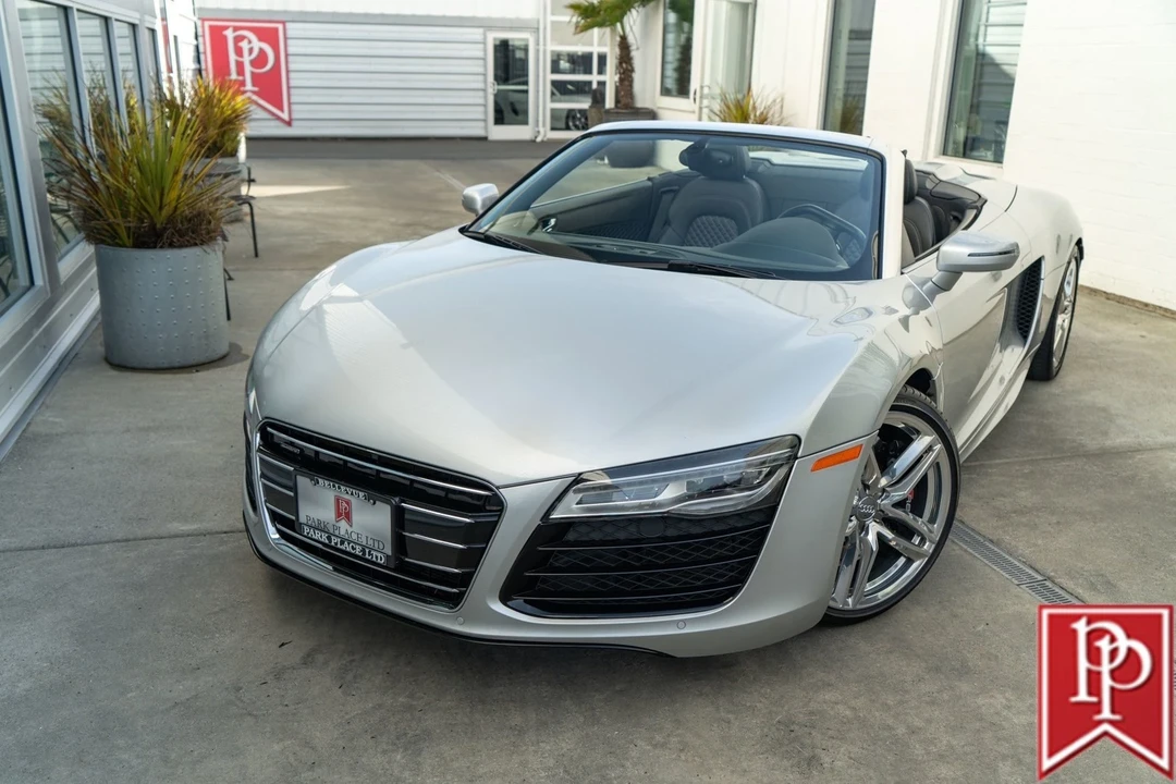 2014 Audi 42 R8 - Image 6 of 21