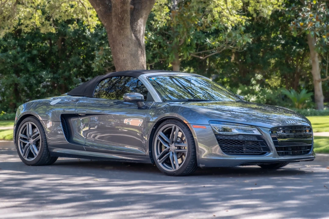 2014 Audi 42 R8 - Image 8 of 31