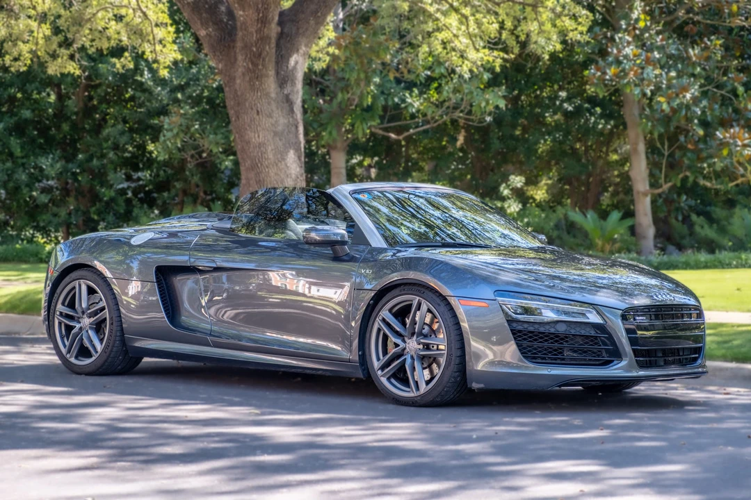 2014 Audi 42 R8 - Image 16 of 31