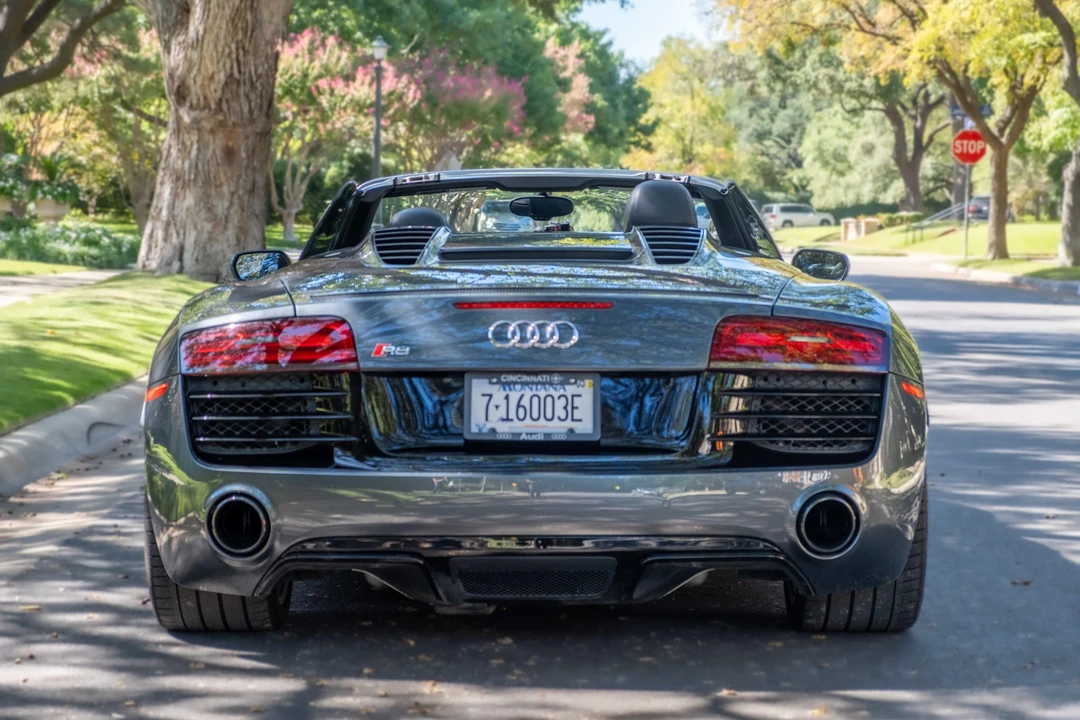 2014 Audi 42 R8 - Image 13 of 31
