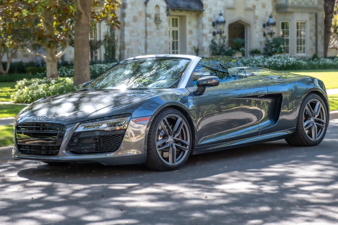2014 Audi 42 R8 - Image 10 of 31