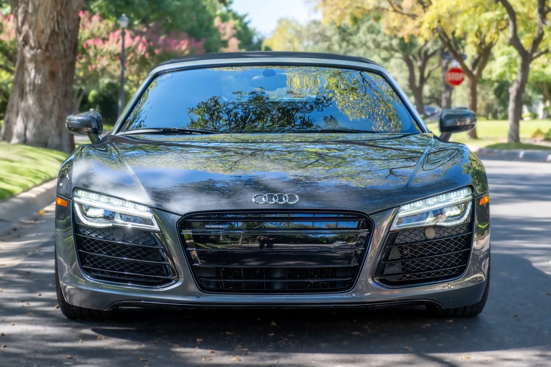 2014 Audi 42 R8 - Image 9 of 31