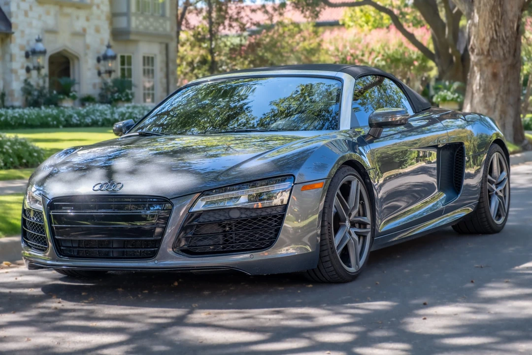 2014 Audi 42 R8 - Image 2 of 31