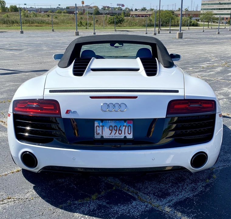 2014 Audi 42 R8 - Image 17 of 31