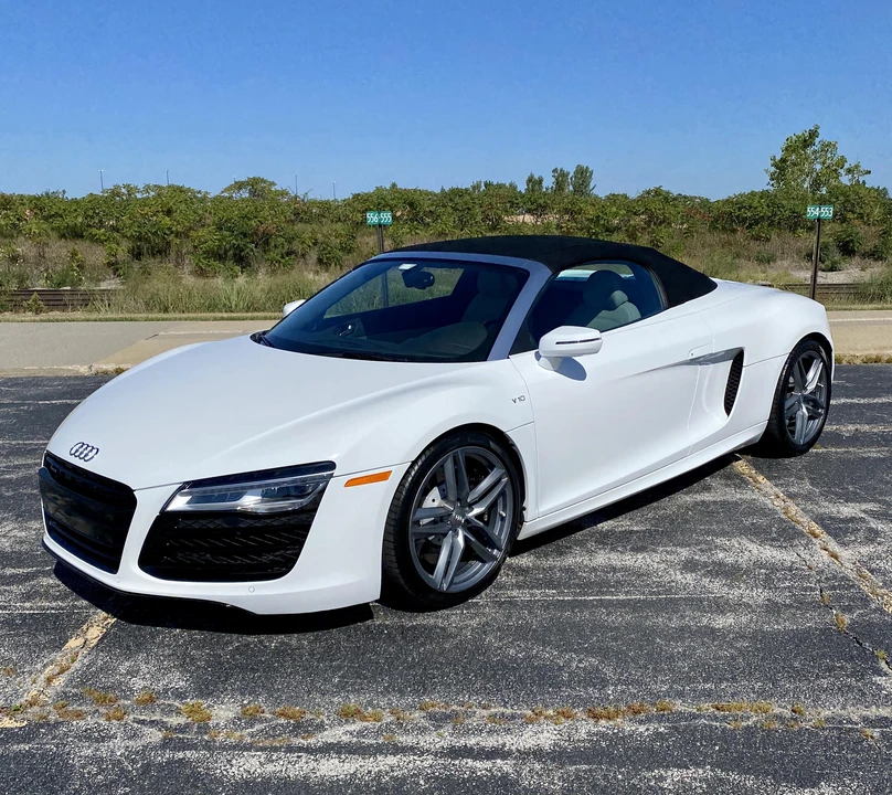 2014 Audi 42 R8 - Image 10 of 31