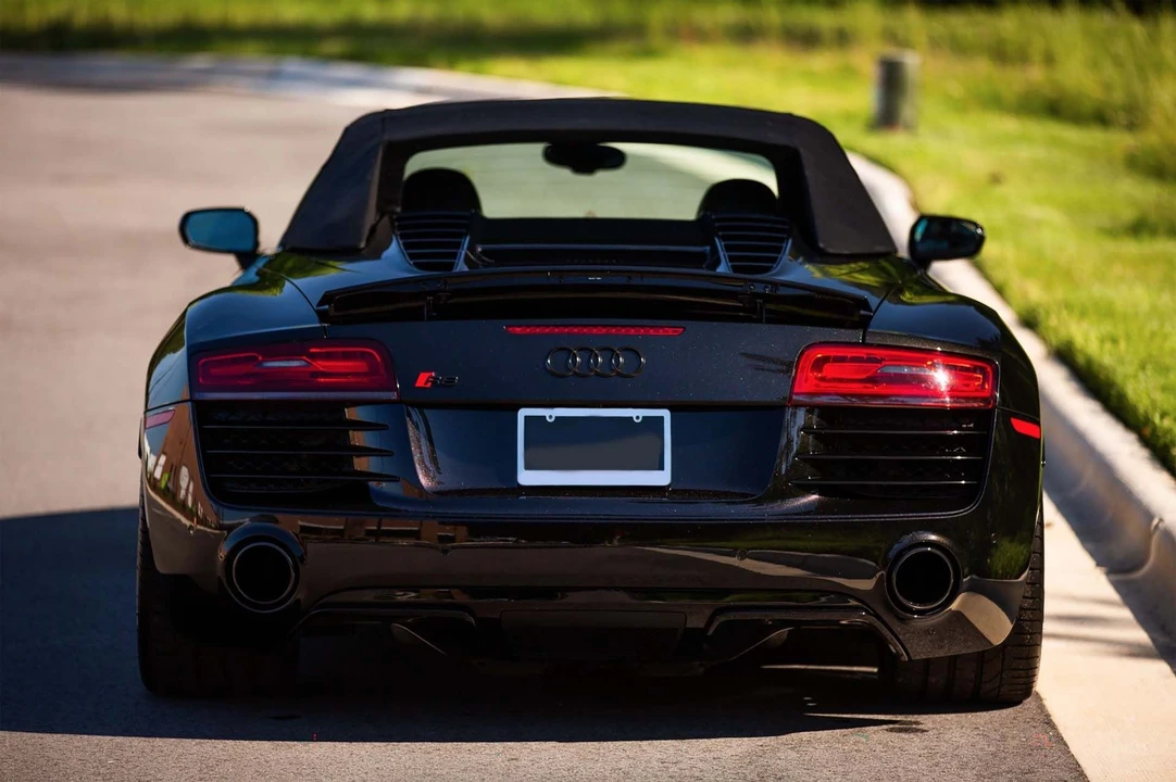 2014 Audi 42 R8 - Image 14 of 31