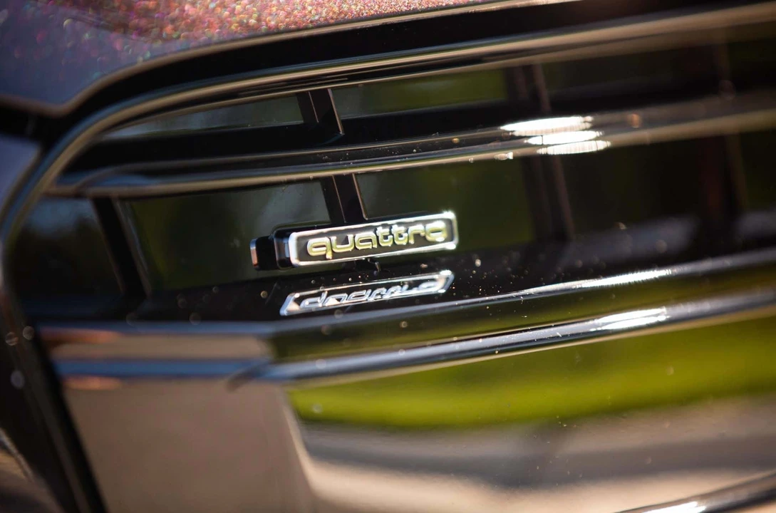 2014 Audi 42 R8 - Image 21 of 31
