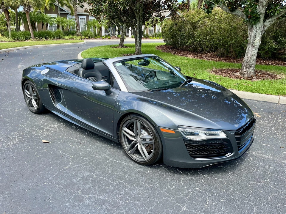 2014 Audi 42 R8 - Image 22 of 31