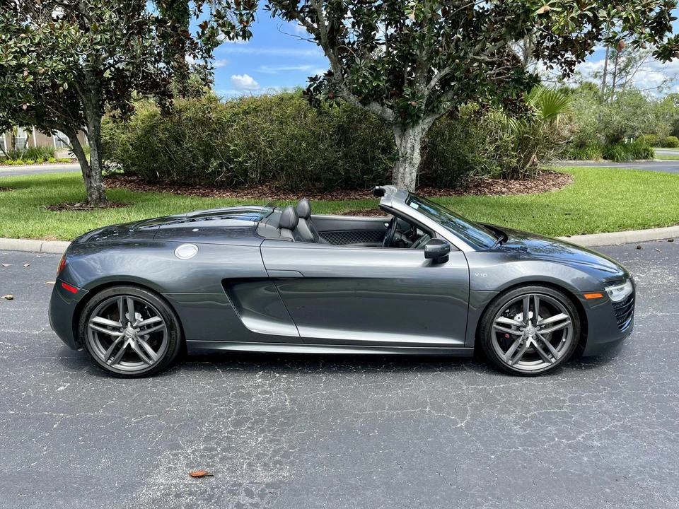 2014 Audi 42 R8 - Image 24 of 31