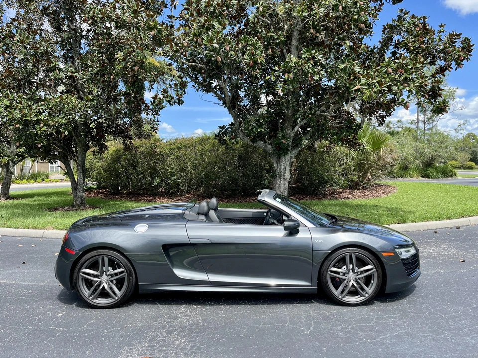2014 Audi 42 R8 - Image 25 of 31