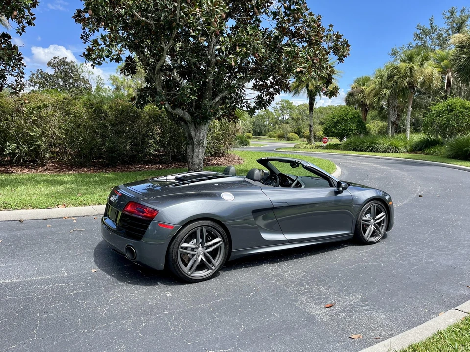2014 Audi 42 R8 - Image 29 of 31