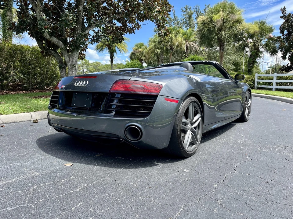 2014 Audi 42 R8 - Image 31 of 31