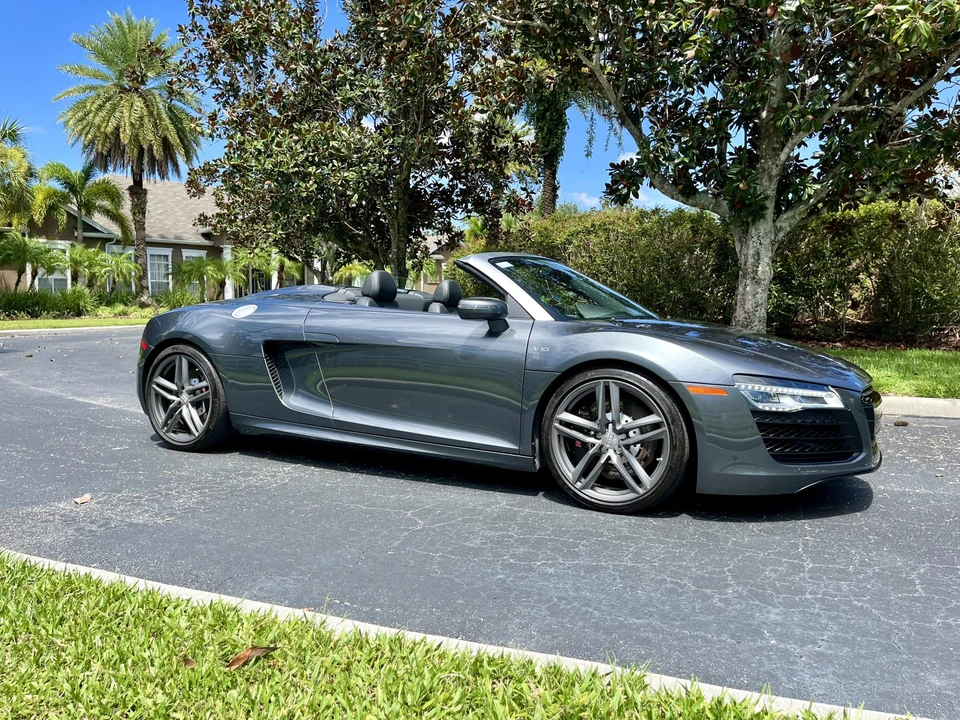 2014 Audi 42 R8 - Image 23 of 31