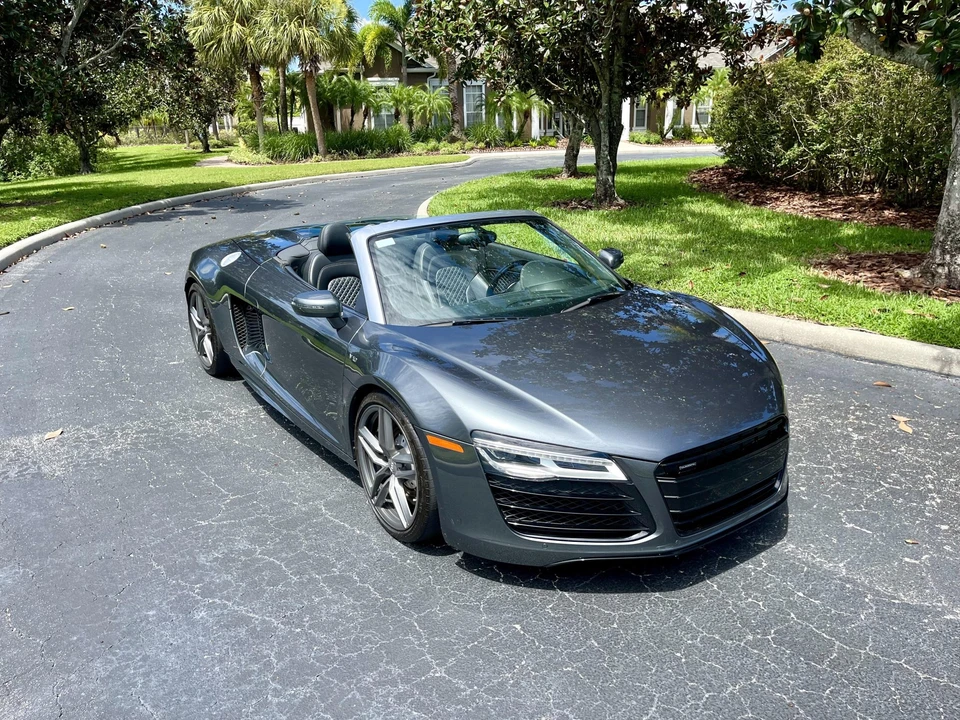 2014 Audi 42 R8 - Image 19 of 31
