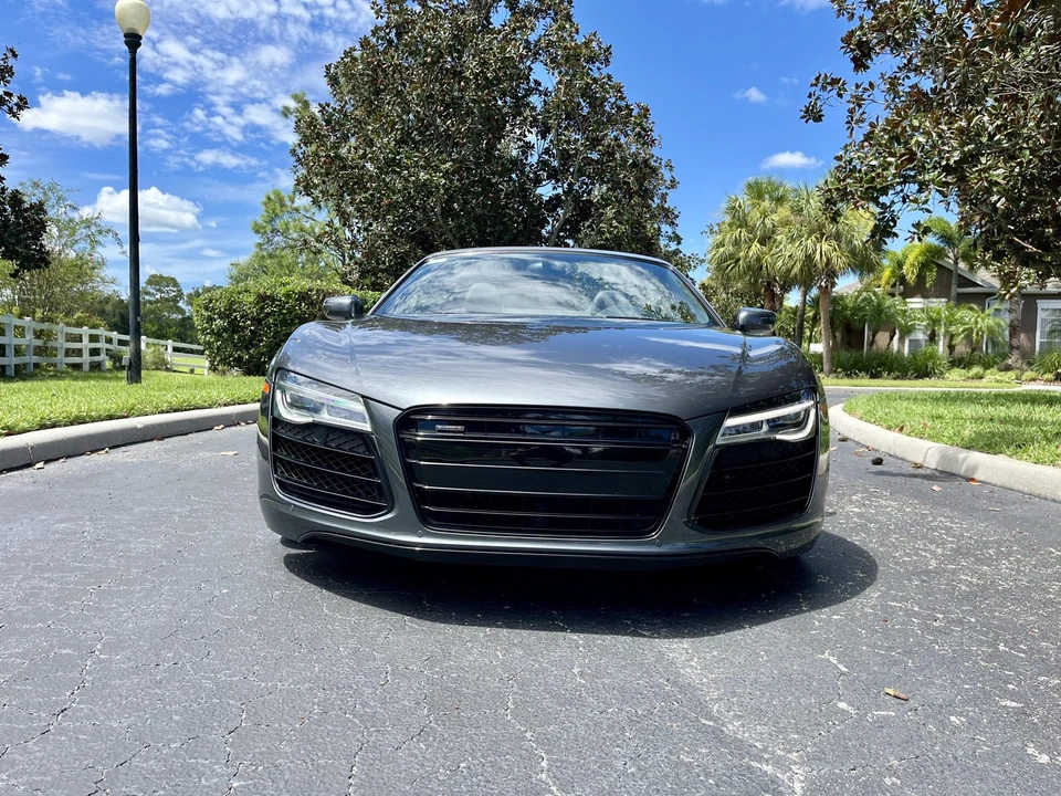 2014 Audi 42 R8 - Image 16 of 31