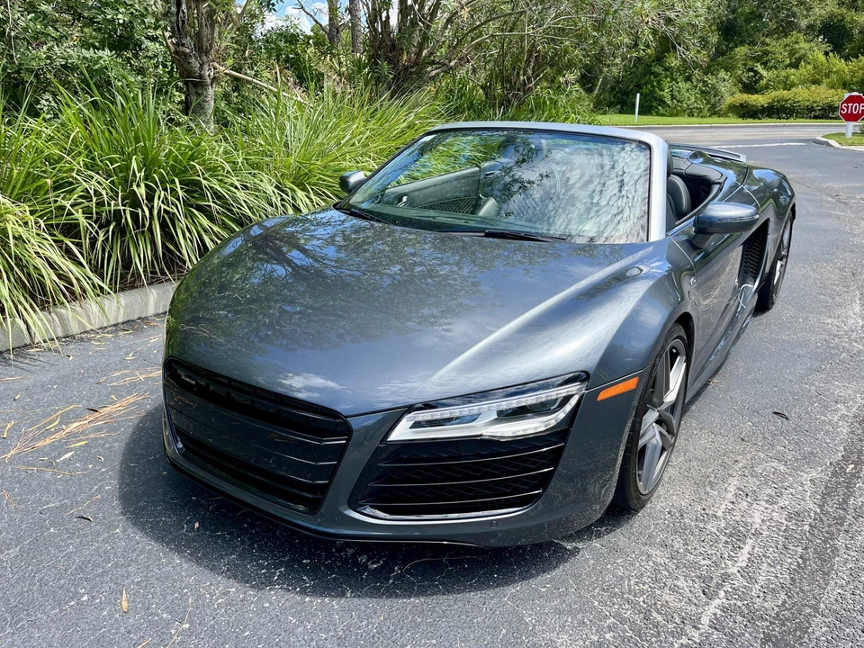 2014 Audi 42 R8 - Image 11 of 31