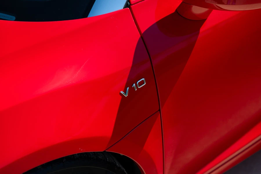 2014 Audi 42 R8 - Image 7 of 31