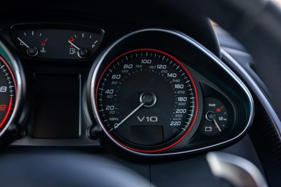 2014 Audi 42 R8 - Image 22 of 31