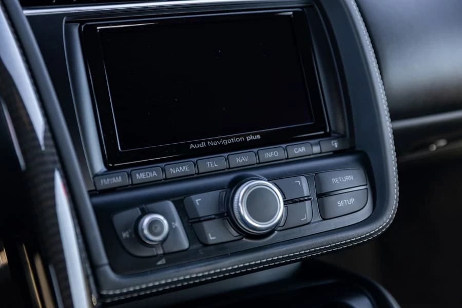 2014 Audi 42 R8 - Image 24 of 31