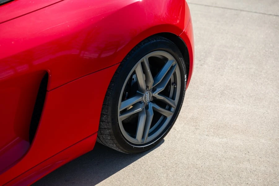 2014 Audi 42 R8 - Image 13 of 31