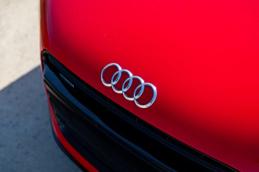 2014 Audi 42 R8 - Image 11 of 31