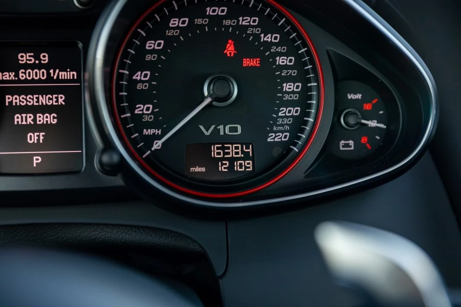2014 Audi 42 R8 - Image 28 of 31