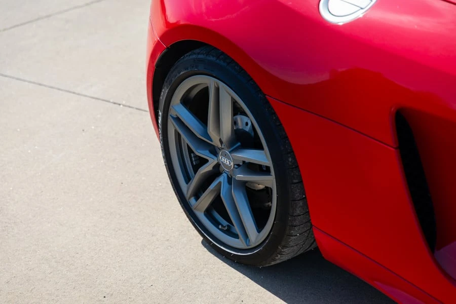 2014 Audi 42 R8 - Image 10 of 31