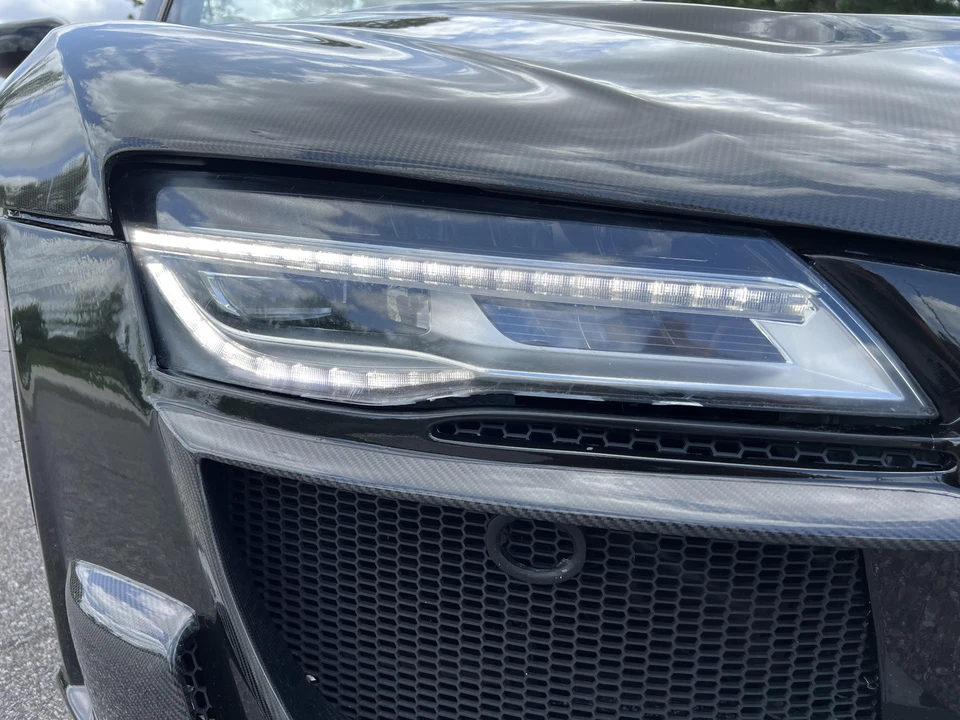 2014 Audi 42 R8 - Image 12 of 31
