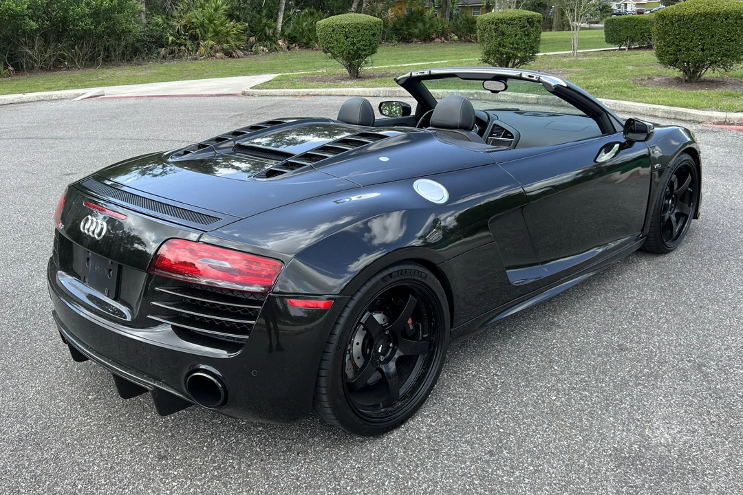 2014 Audi 42 R8 - Image 4 of 31
