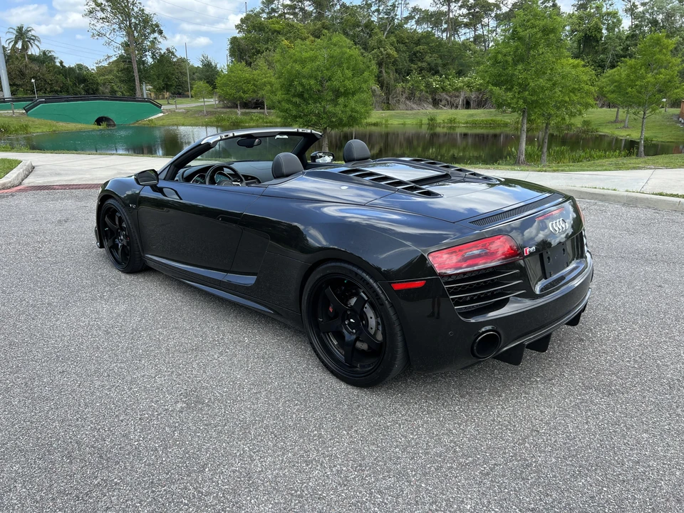 2014 Audi 42 R8 - Image 9 of 31