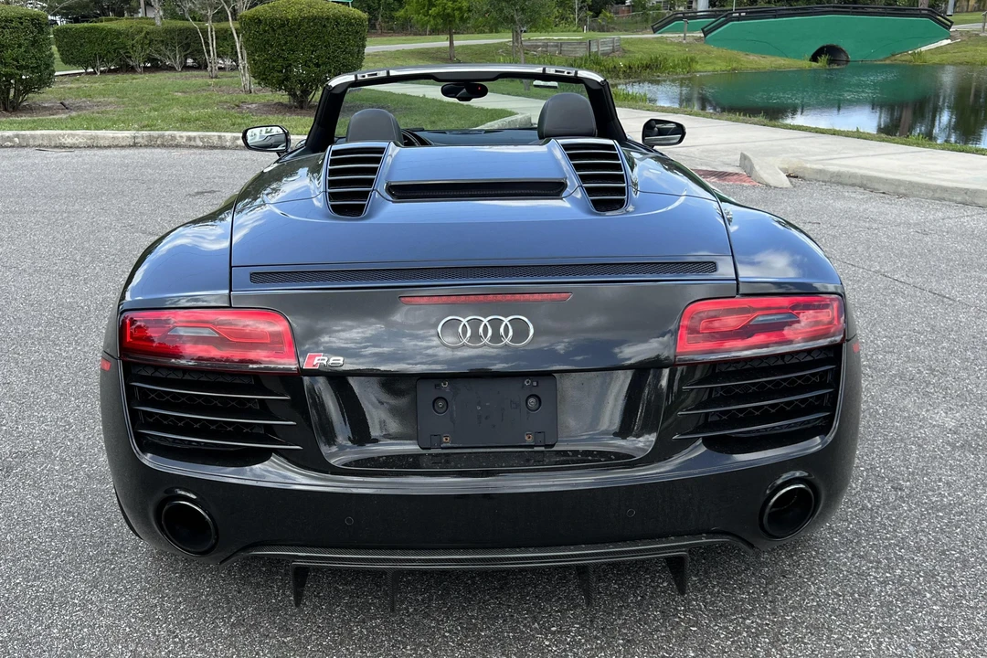 2014 Audi 42 R8 - Image 5 of 31